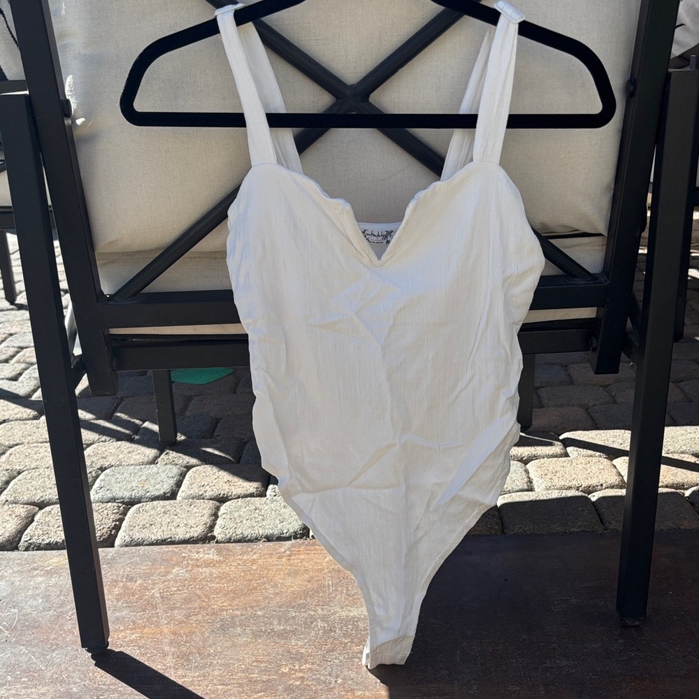FREE PEOPLE white bodysuits